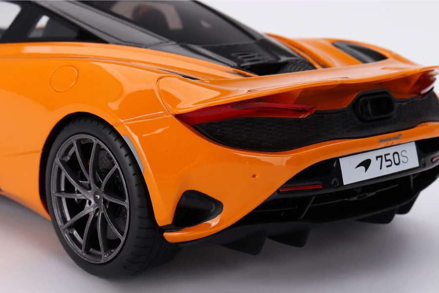 Mclaren 750S
